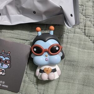 Cry Baby Crying To The Moon Outsider